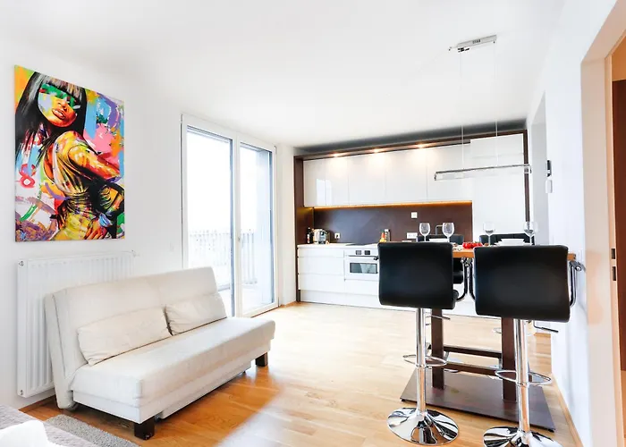 Penthouse With Terrace, Pool, Sauna And View At Hbf Main Station Apartment *