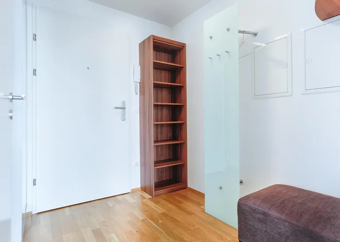 Penthouse With Terrace, Pool, Sauna And View At Hbf Main Station * Vienna